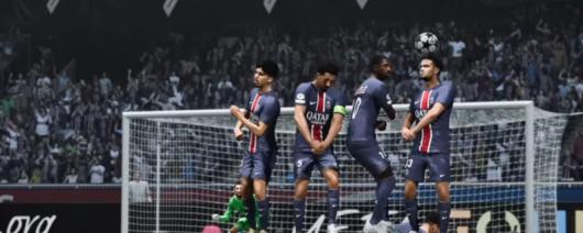 《EA SPORTS FC 25》拖后组织核心防守职责作用介绍