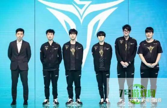 复仇者联盟V5是什么梗
