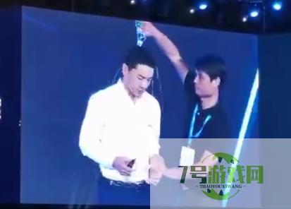 宏颜获水是什么梗